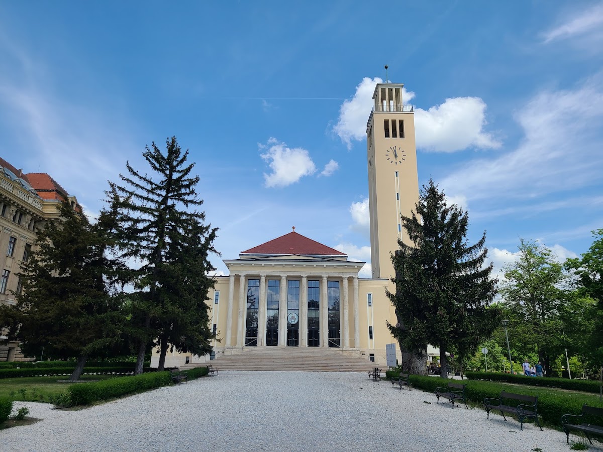 University of Debrecen photo 4