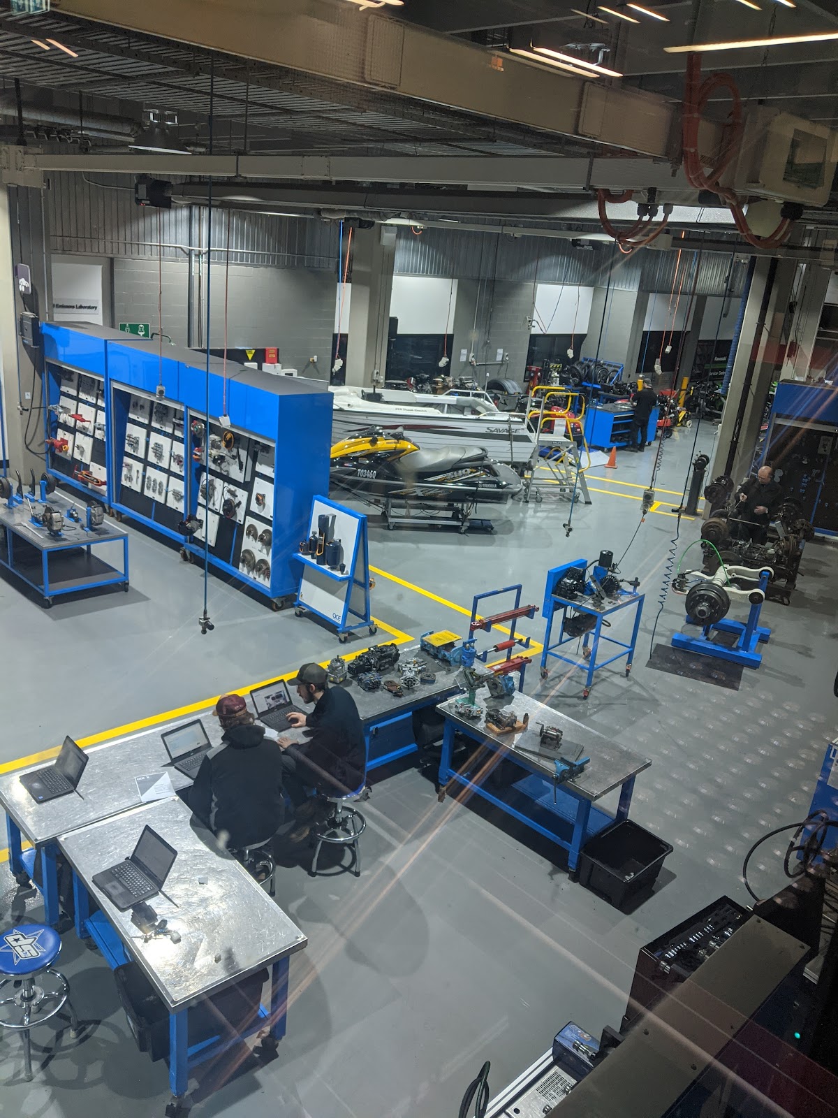 Kangan Institute photo 7