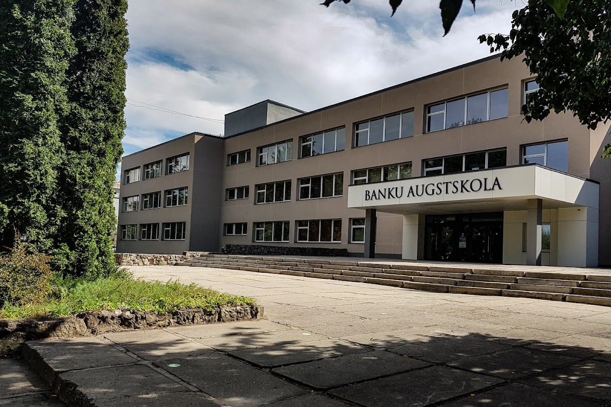 BA School of Business and Finance photo 3