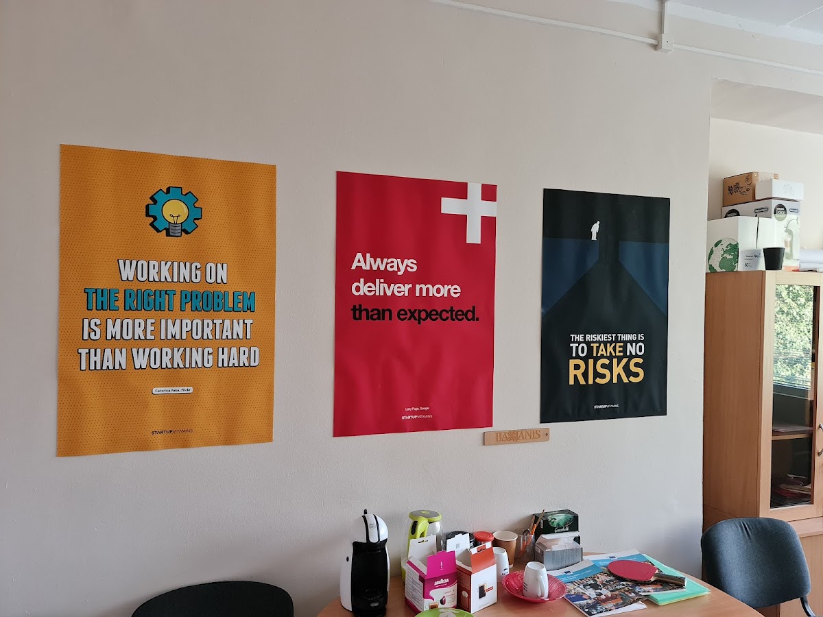 BA School of Business and Finance photo 6