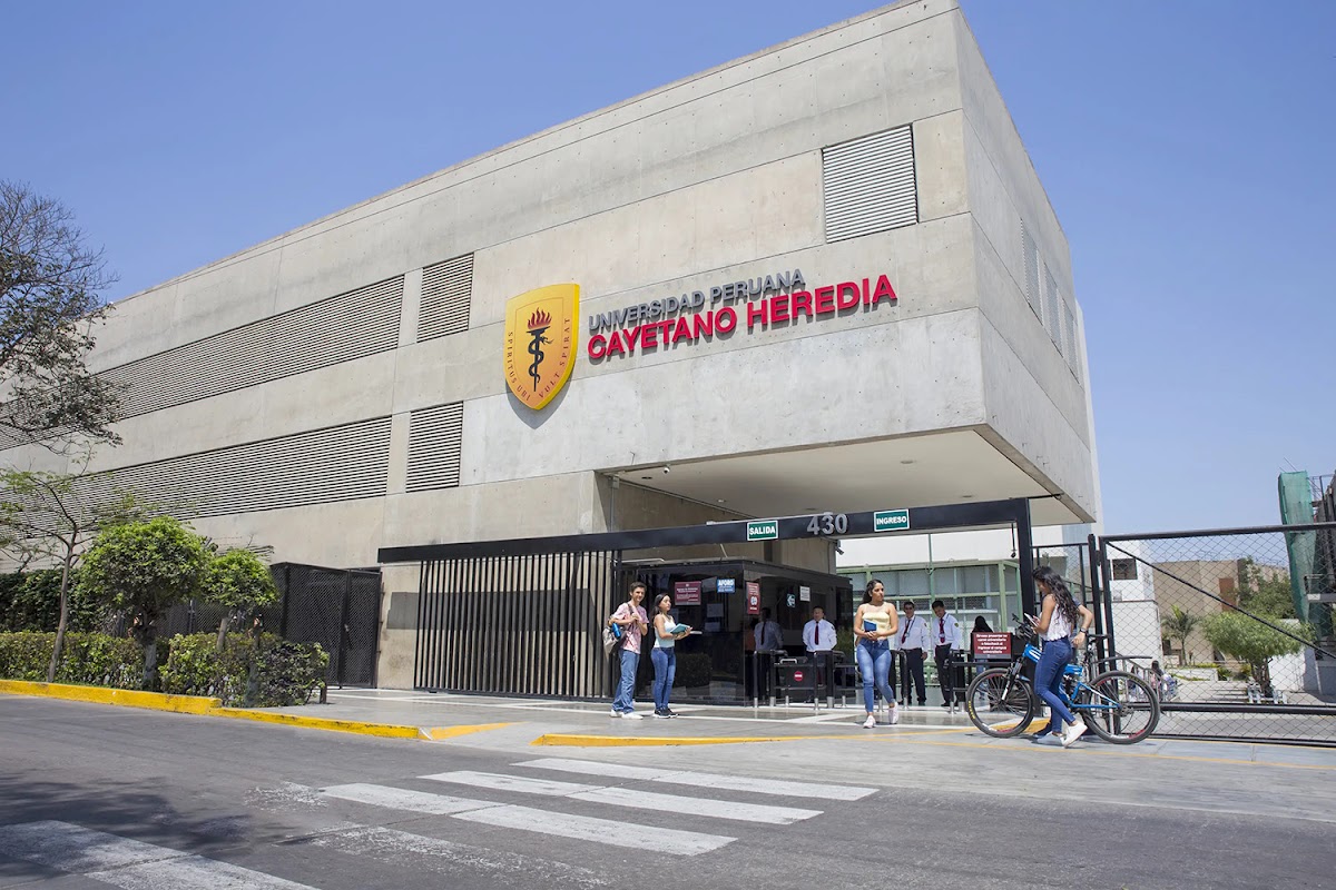Cayetano Heredia University photo 2