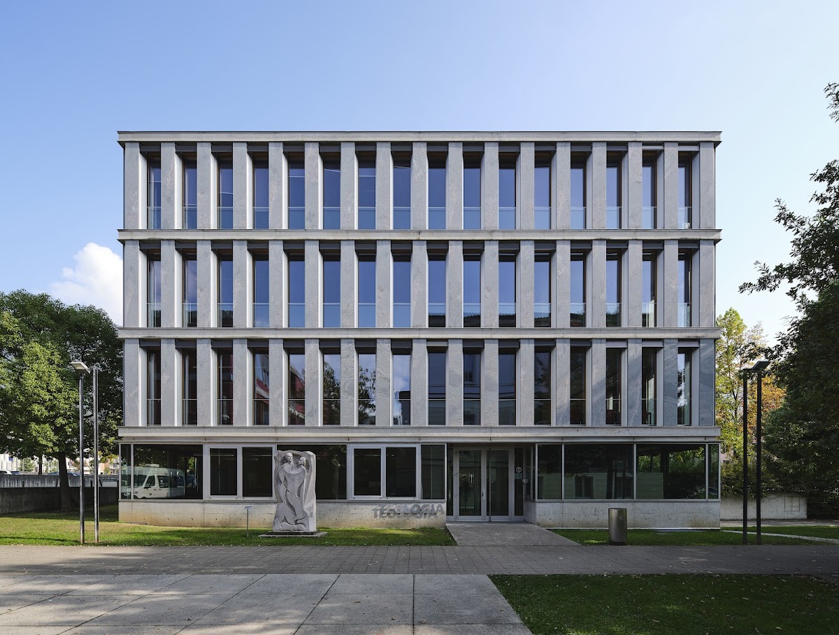 Università della Svizzera italiana (USI) photo 9