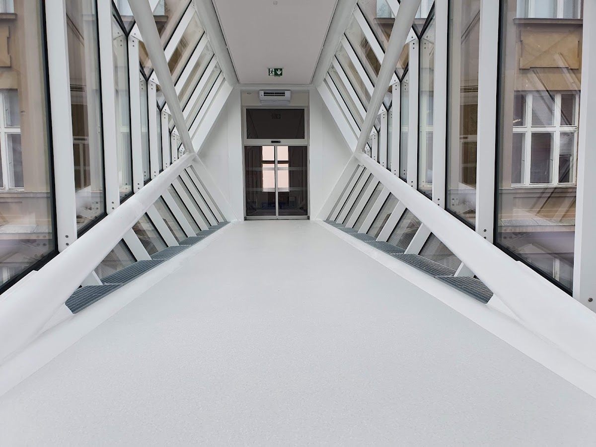 University of Chemistry and Technology, Prague photo 9