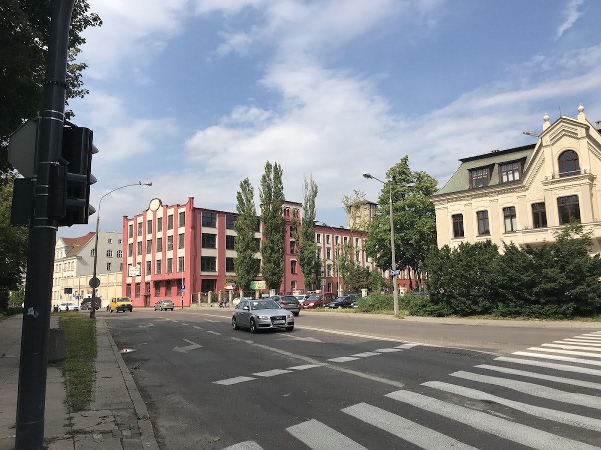 University of Humanities and Economics in Lodz photo 7