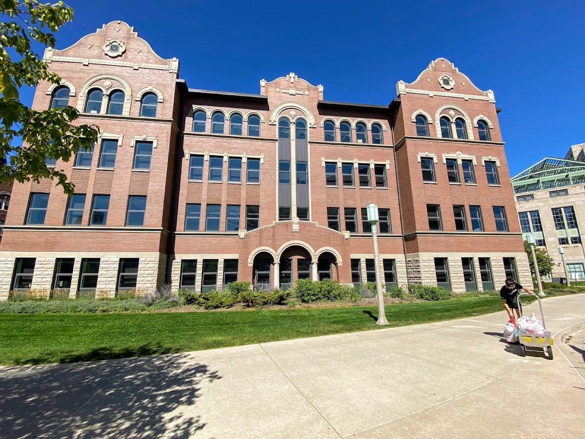 Loyola University Chicago photo 4