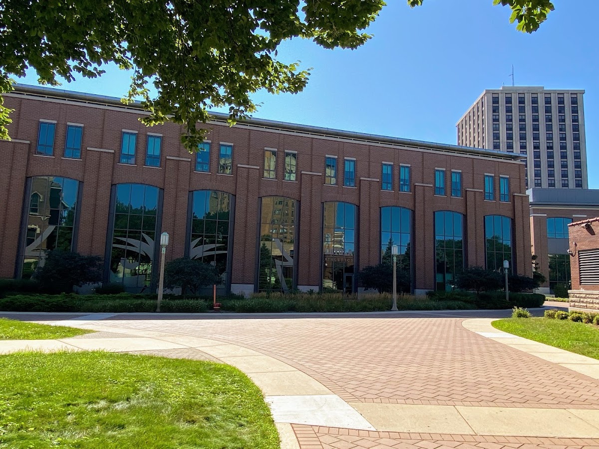 Loyola University Chicago photo 5