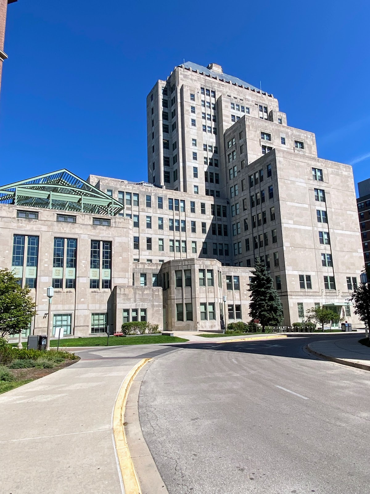 Loyola University Chicago photo 9