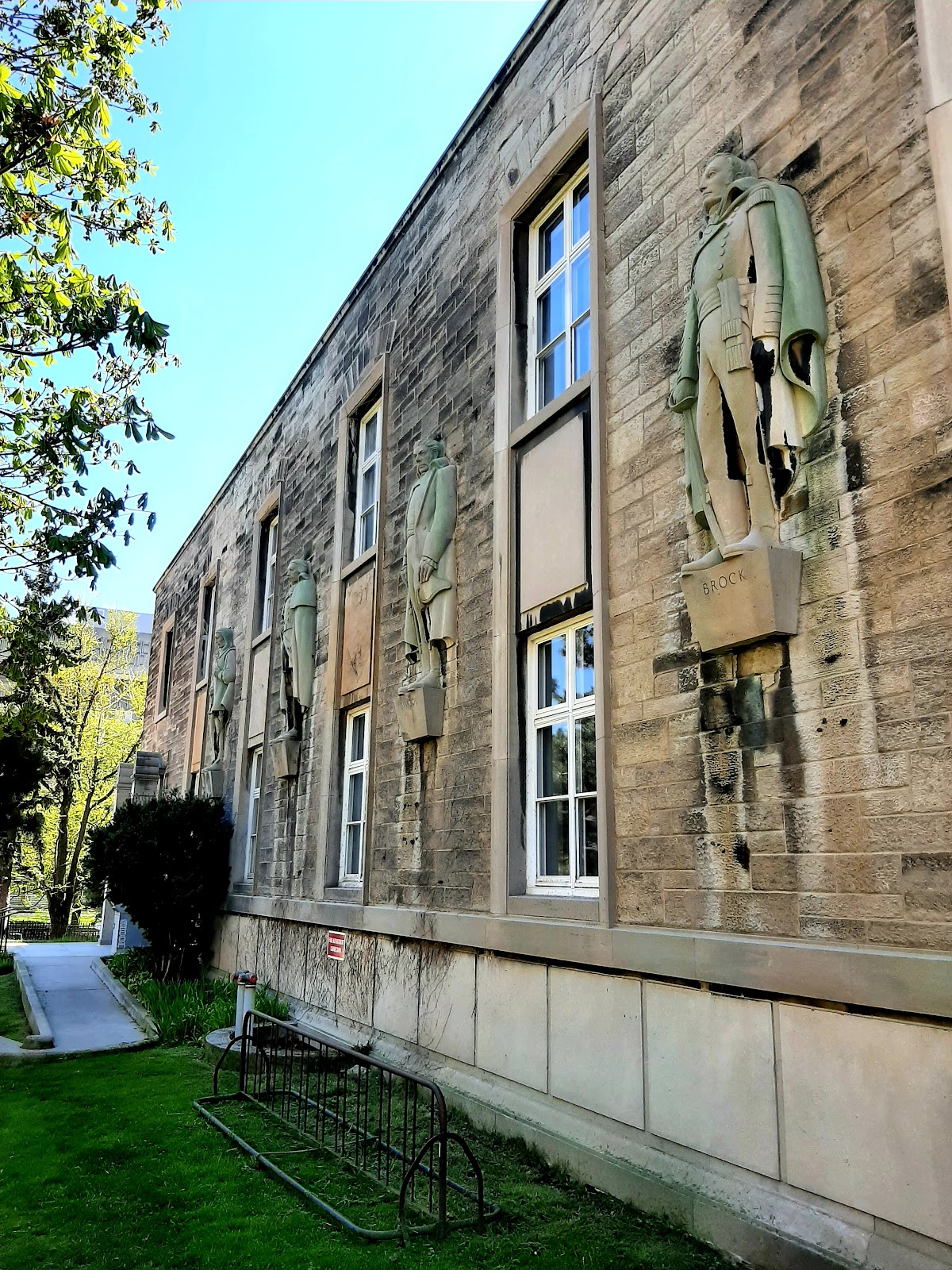 University of Toronto School of Public Policy and Governance photo 1