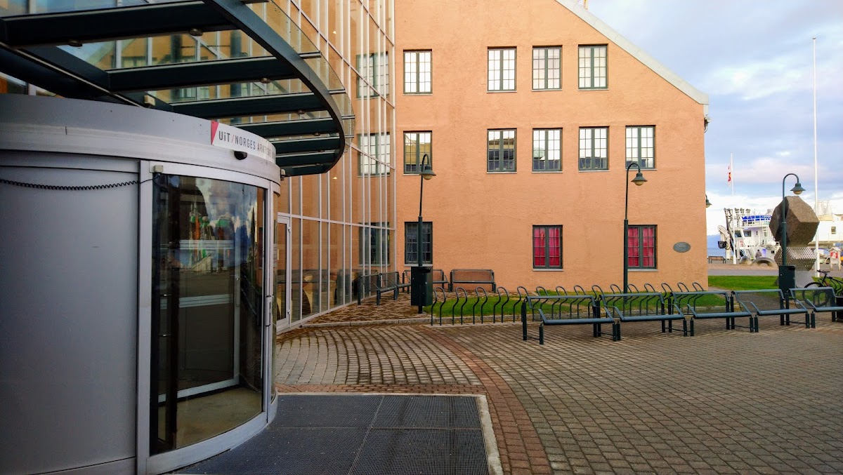The Arctic University of Norway - Harstad photo 2