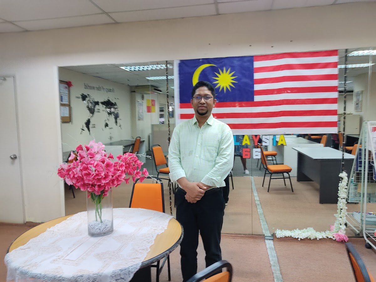 Binary University of Management & Entrepreneurship photo 4