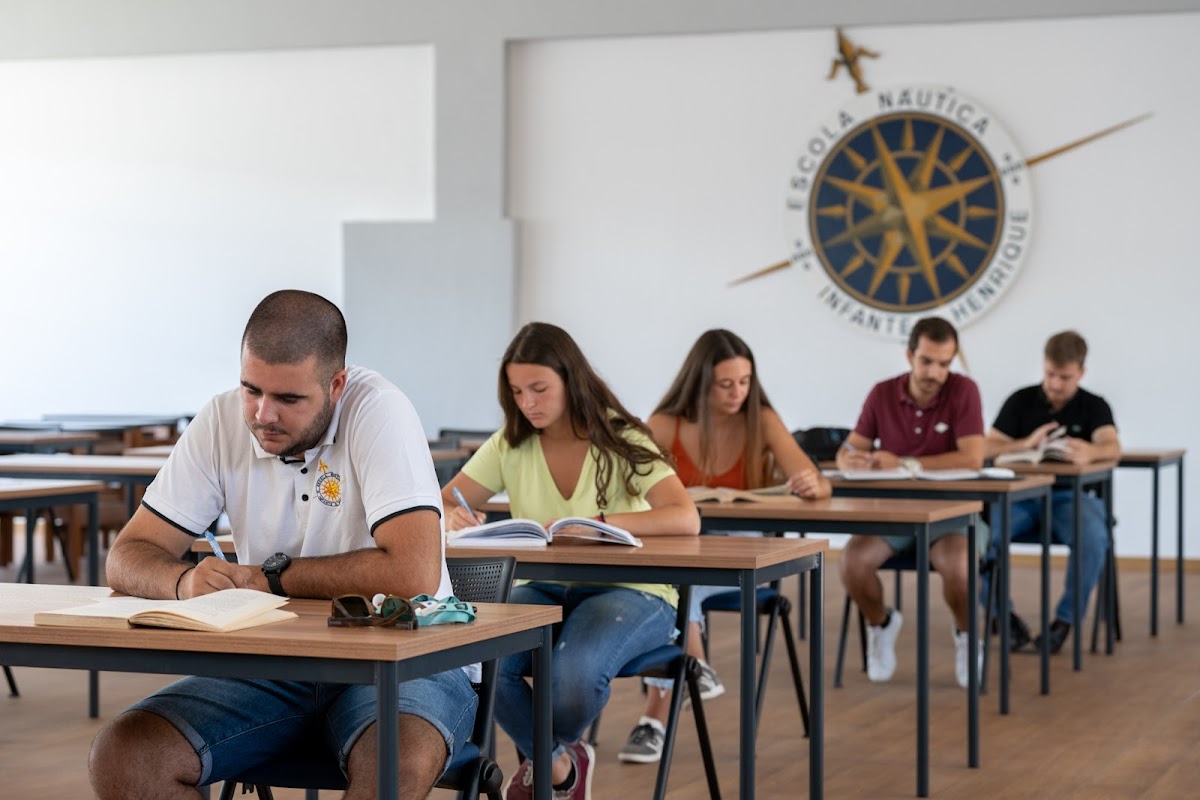 Escola Superior Náutica Infante D. Henrique photo 7