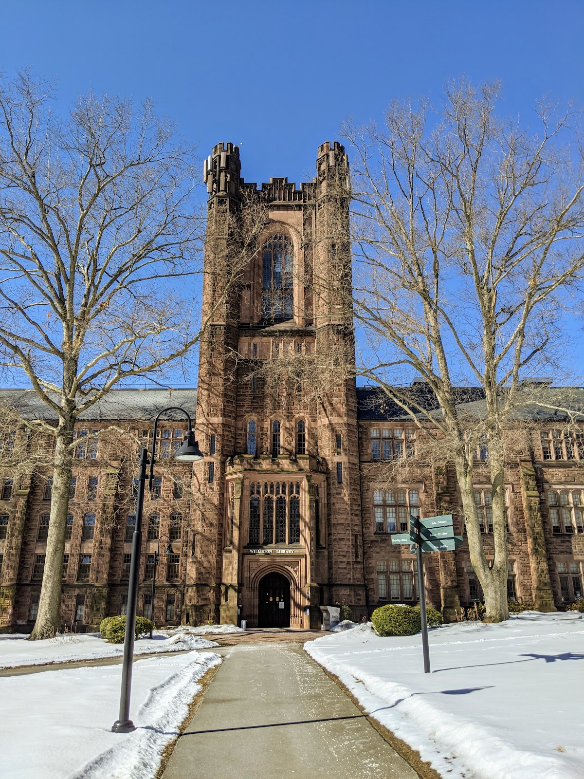 Mount Holyoke College photo 4