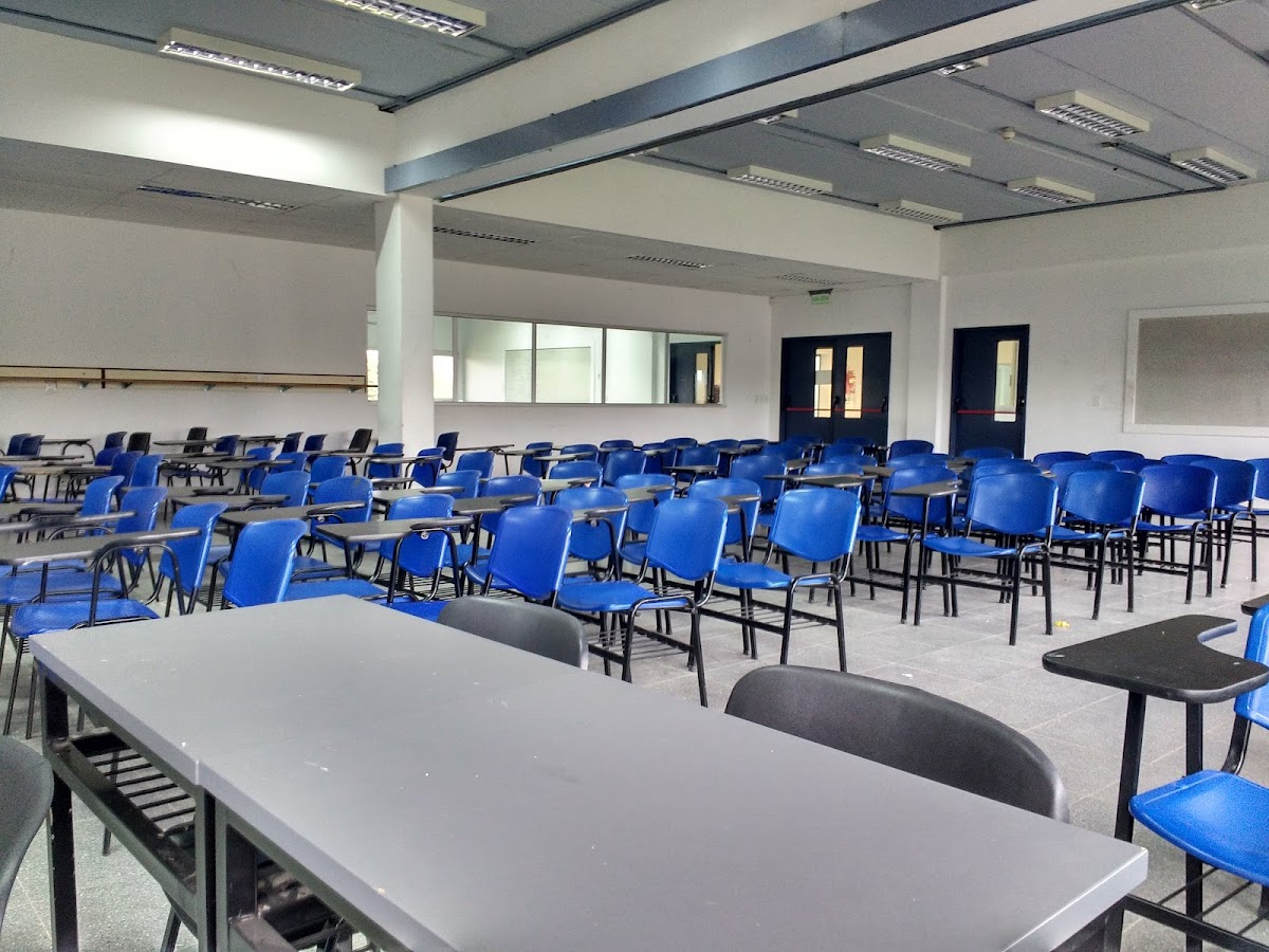 National University of Moreno photo 6