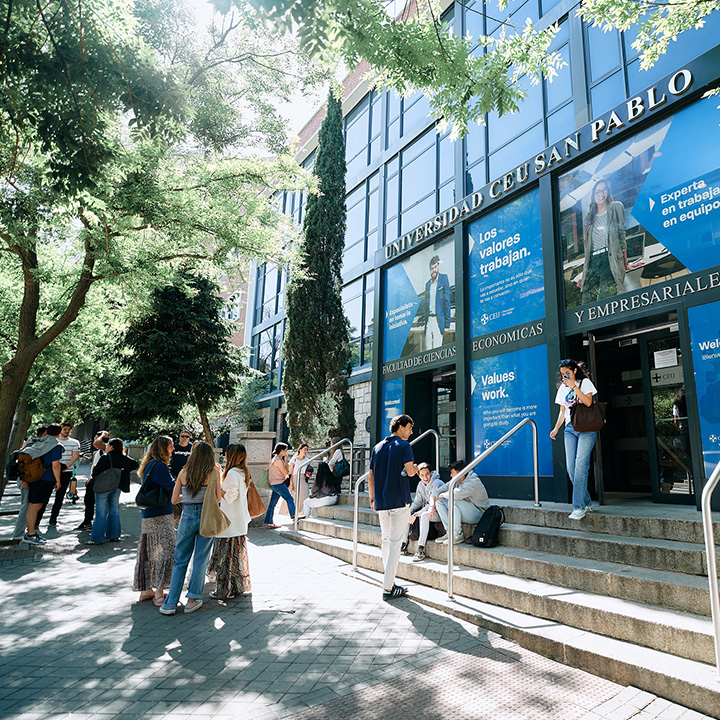 San Pablo CEU University photo 6