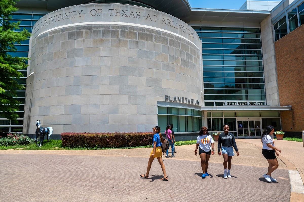 University of Texas at Arlington photo 1