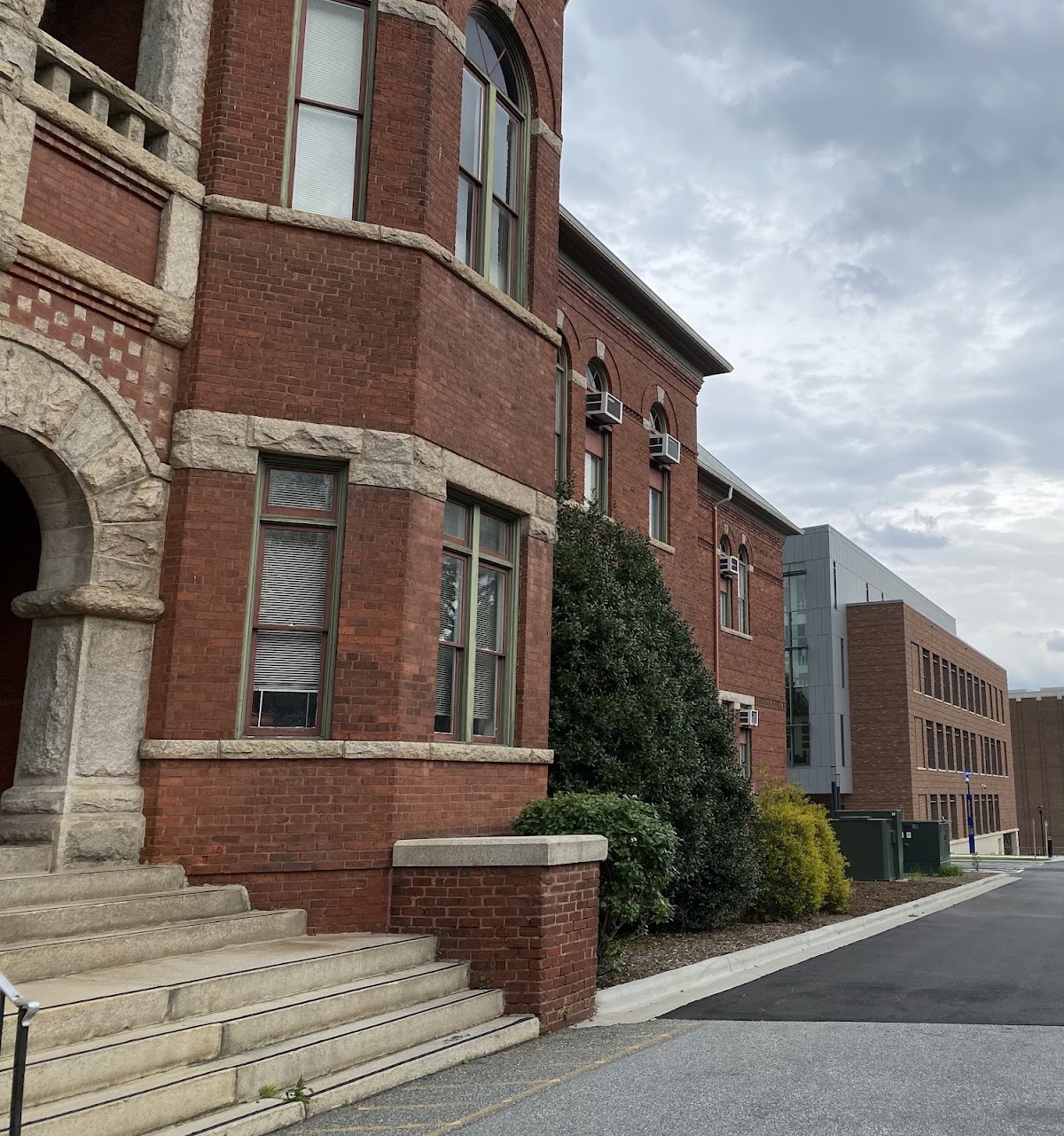 UNC Greensboro photo 6