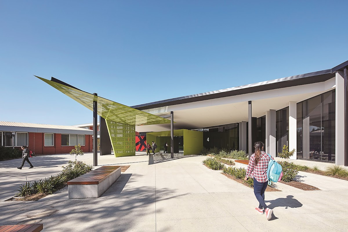 Holmesglen Institute photo 2