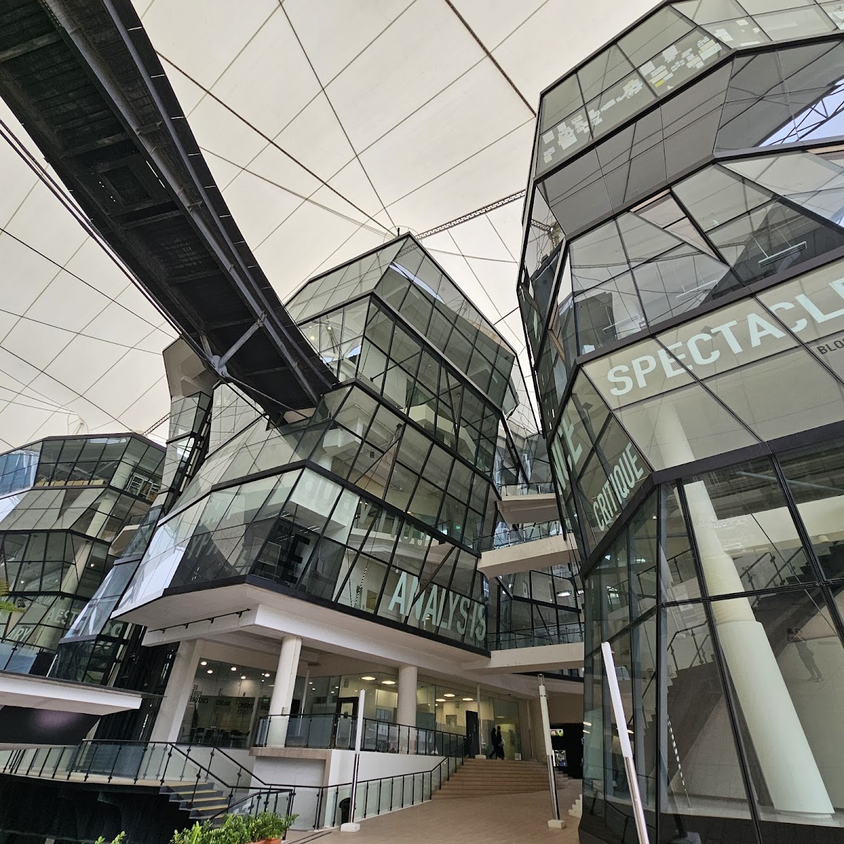 LASALLE College of the Arts photo 6