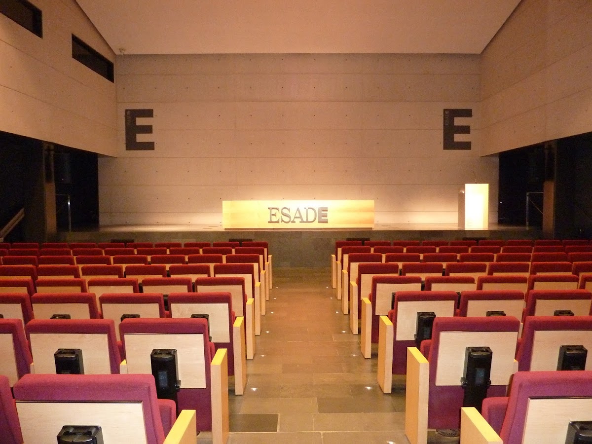 ESADE Business School photo 4
