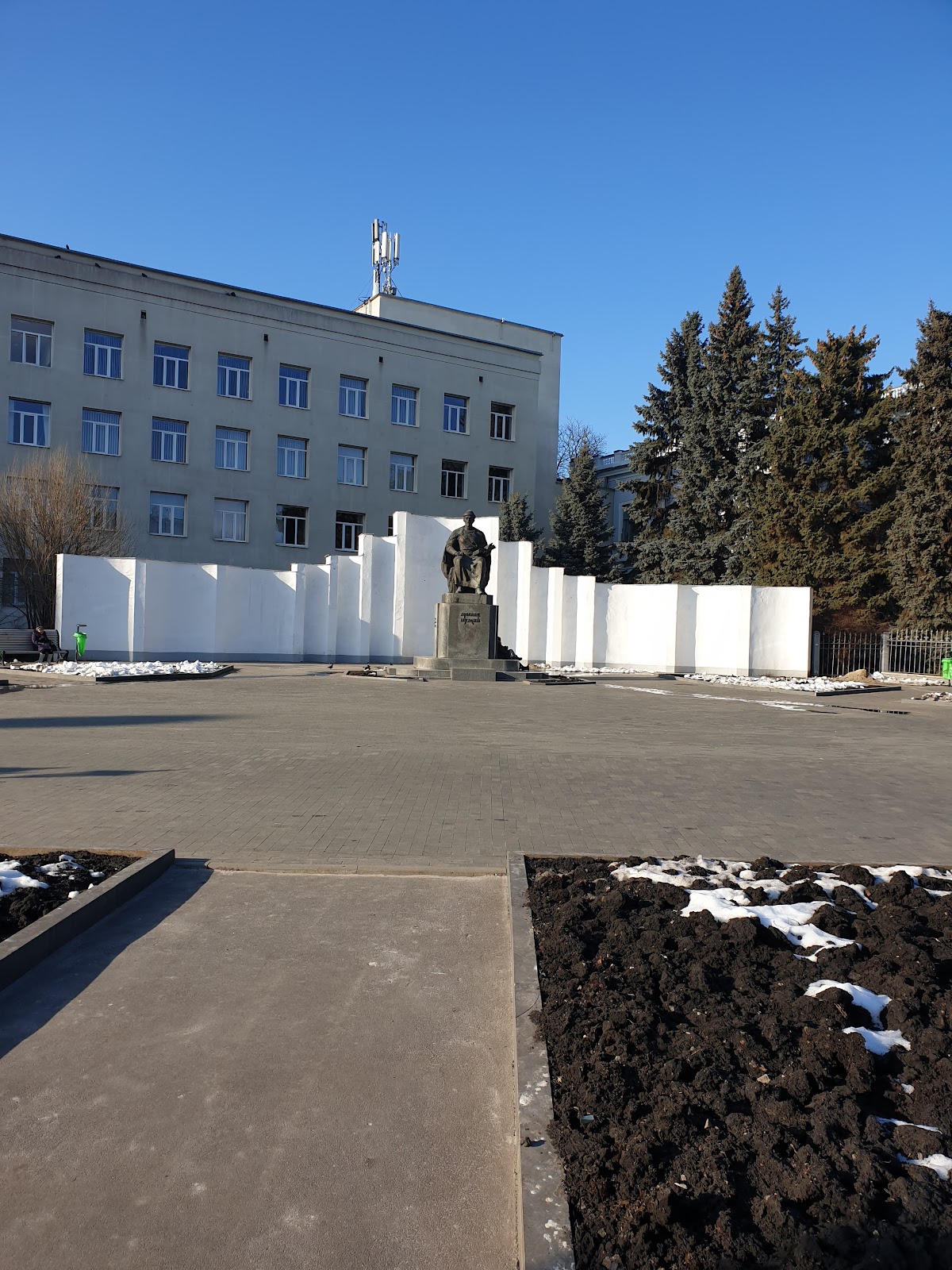 Yaroslav Mudryi National Law University photo 9