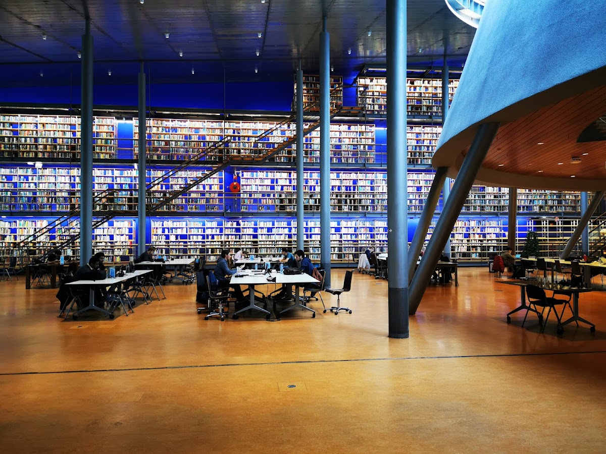 Delft University of Technology photo 5