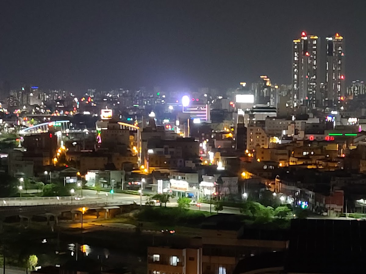 Seowon University photo 8