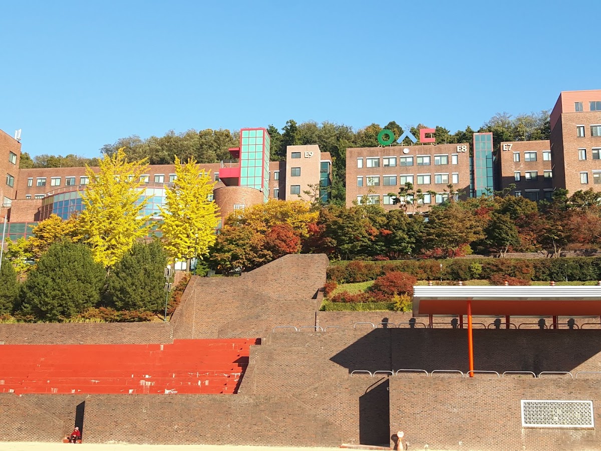 Woosong University photo 5