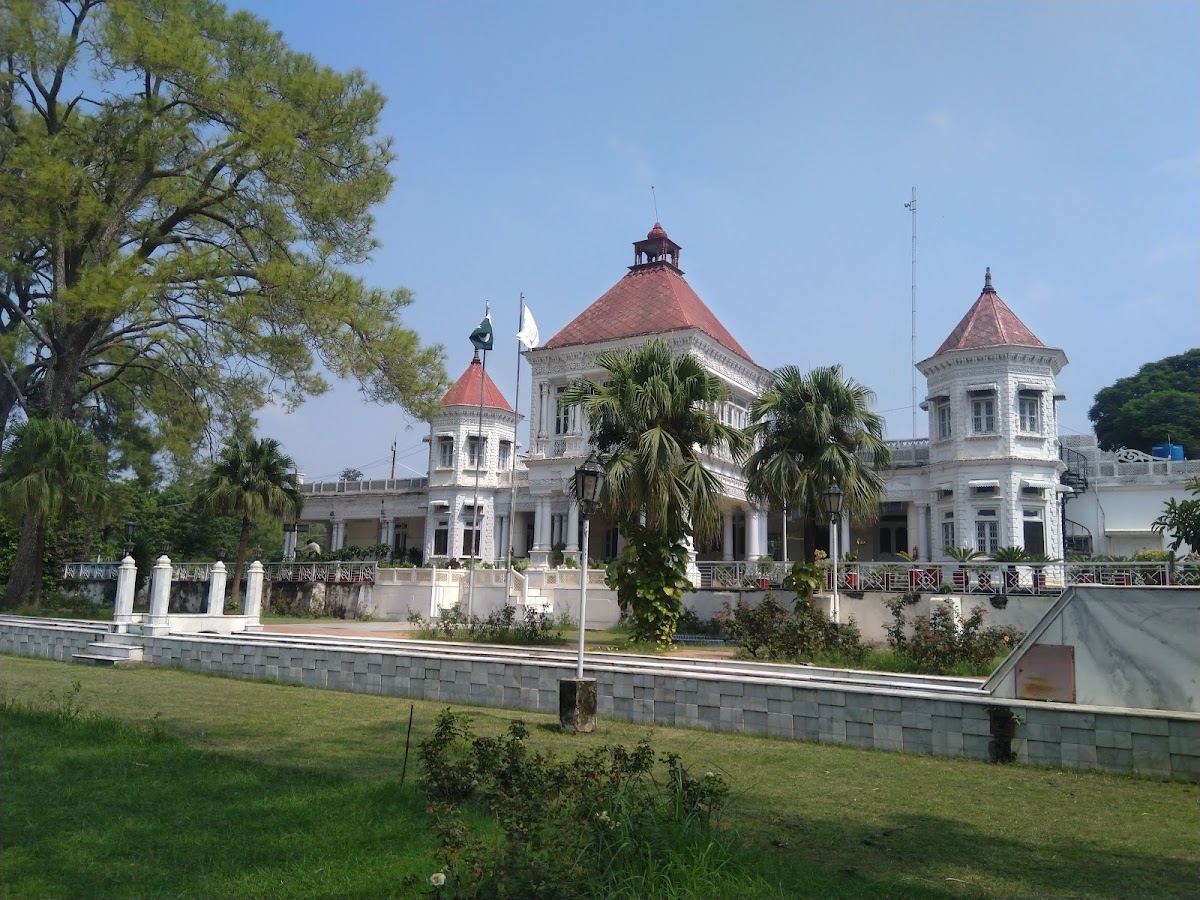 Fatima Jinnah Women University photo 1