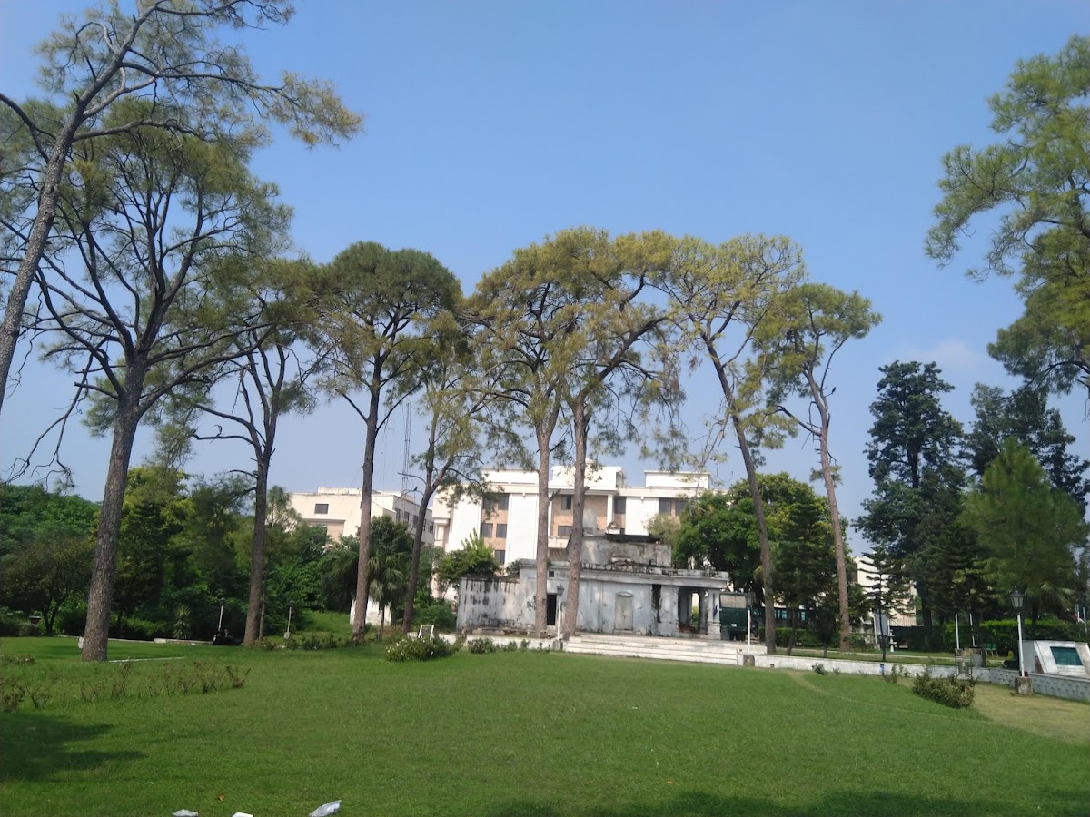 Fatima Jinnah Women University photo 2