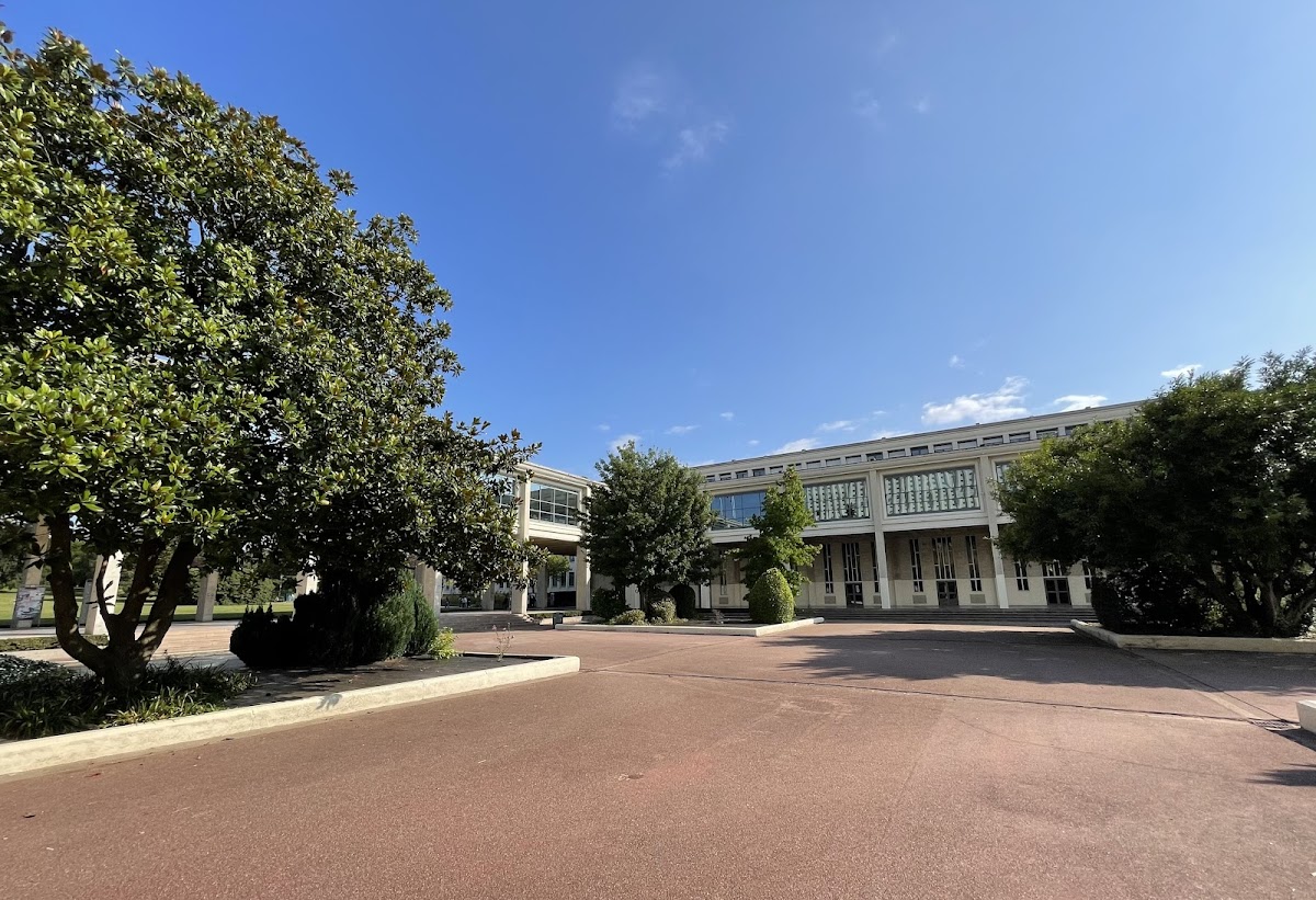 Université de Caen Normandie photo 4