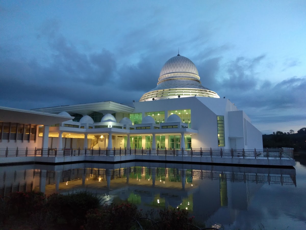 Universiti Teknologi Petronas photo 3