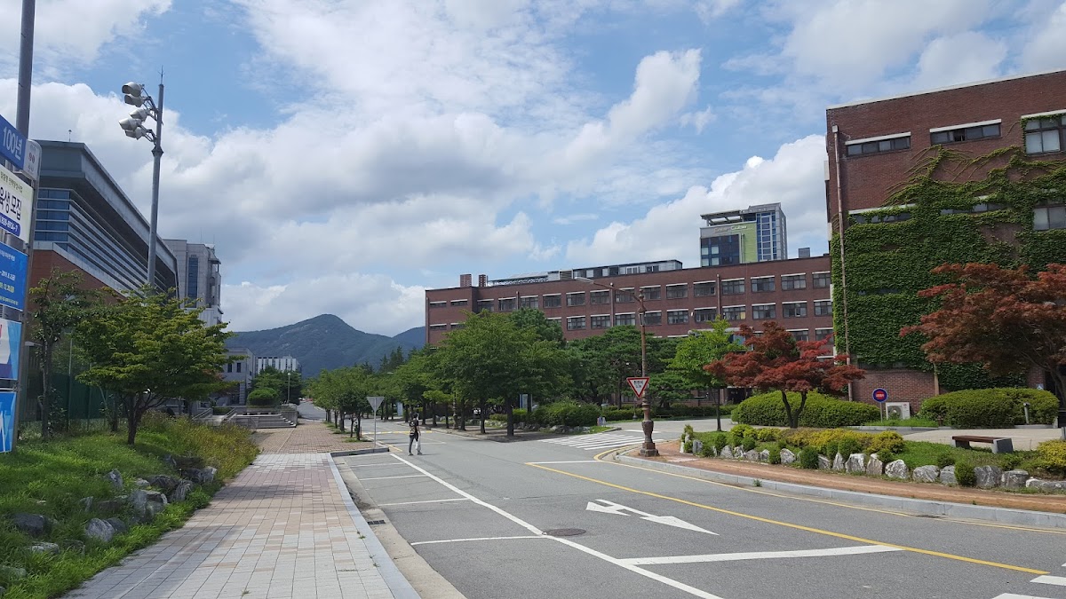 Hanbat National University photo 6