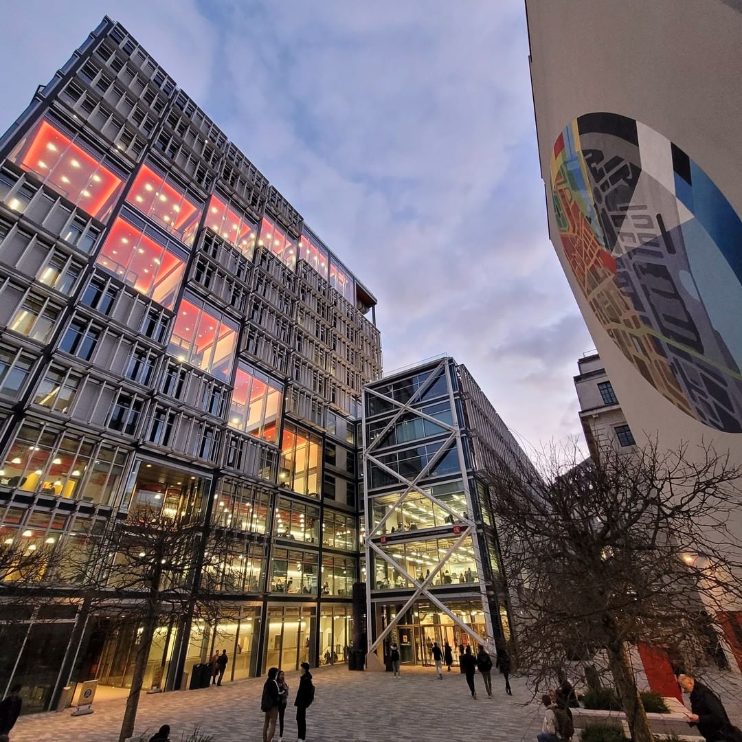 London School of Economics and Political Science photo 2