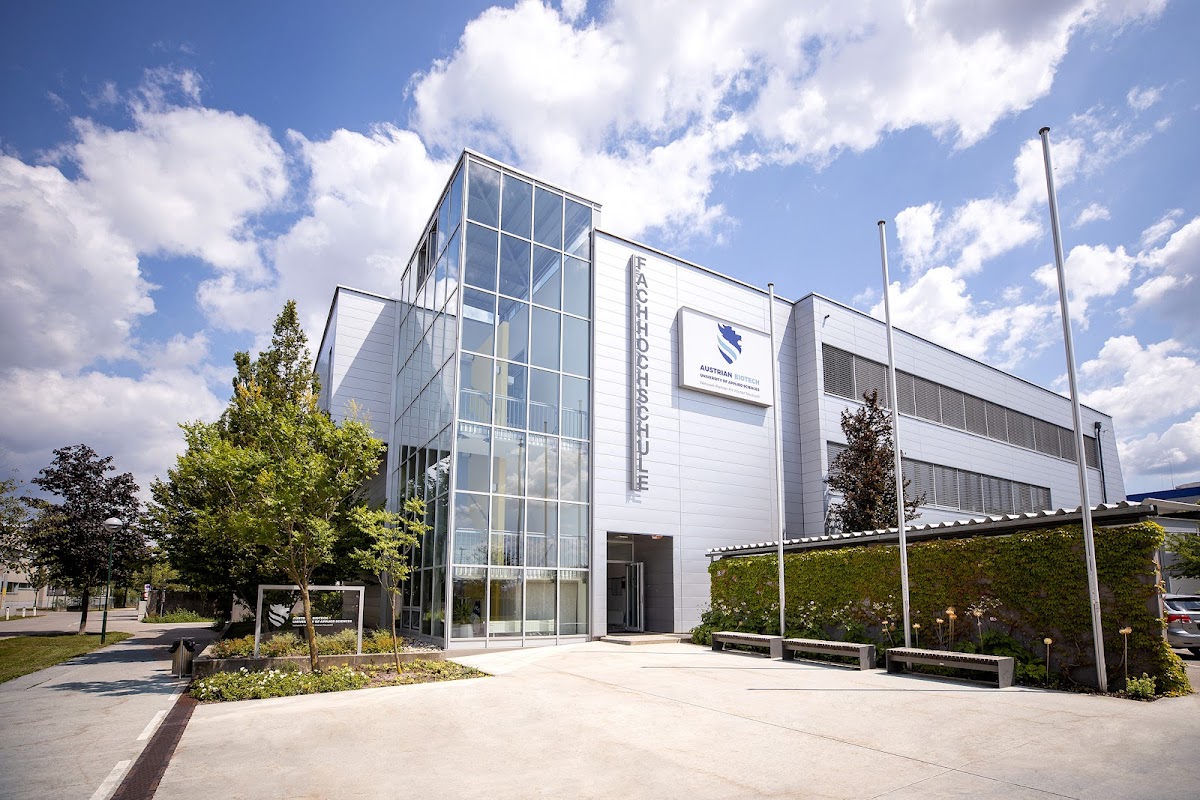 University of Applied Sciences Wiener Neustadt - Tulln photo 2