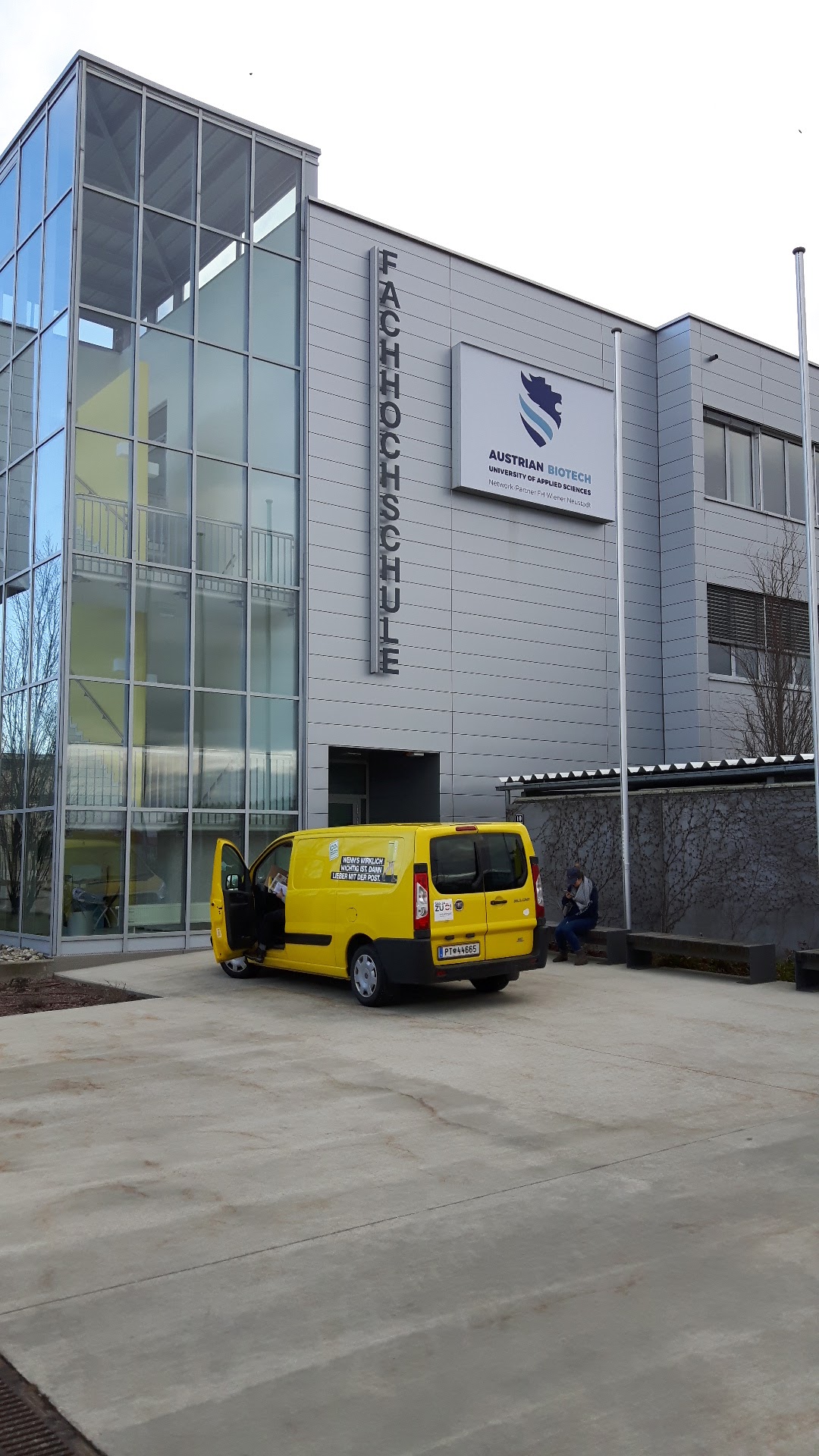 University of Applied Sciences Wiener Neustadt - Tulln photo 6