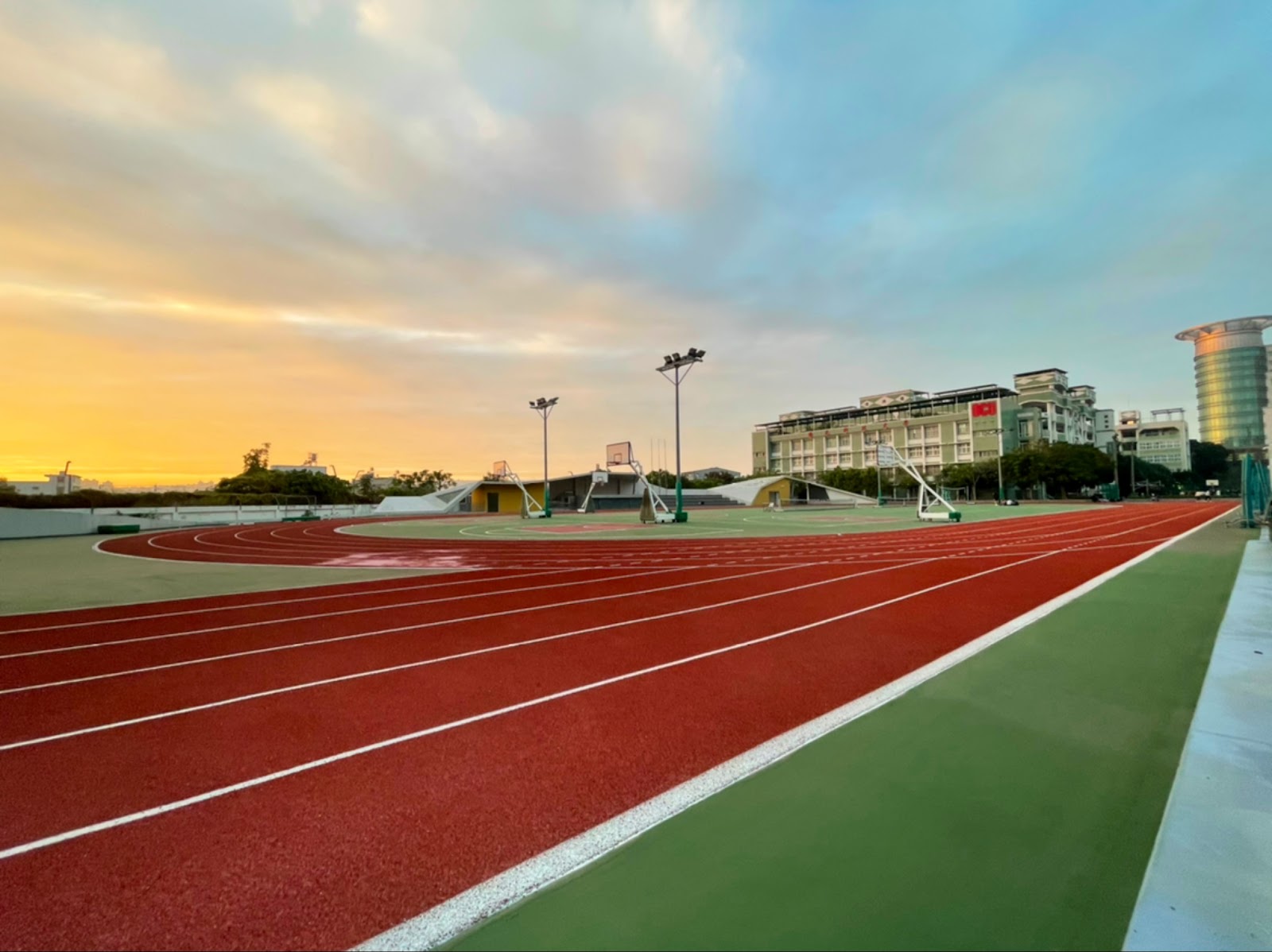 Overseas Chinese University