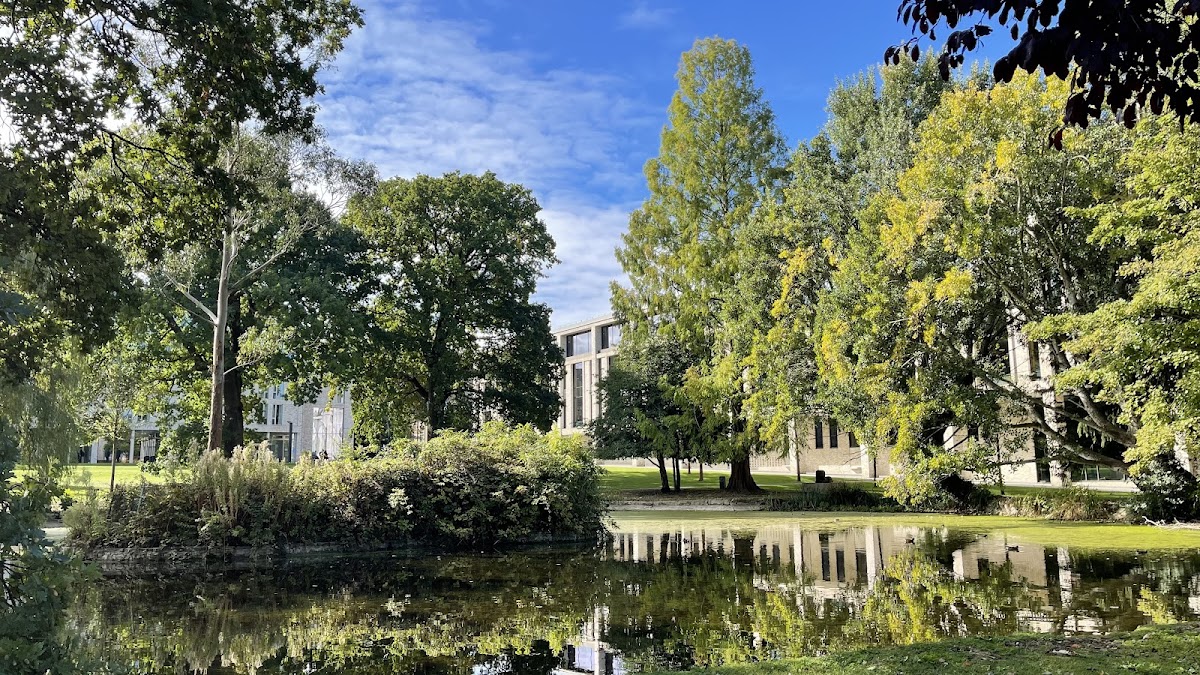 Roehampton University photo 1