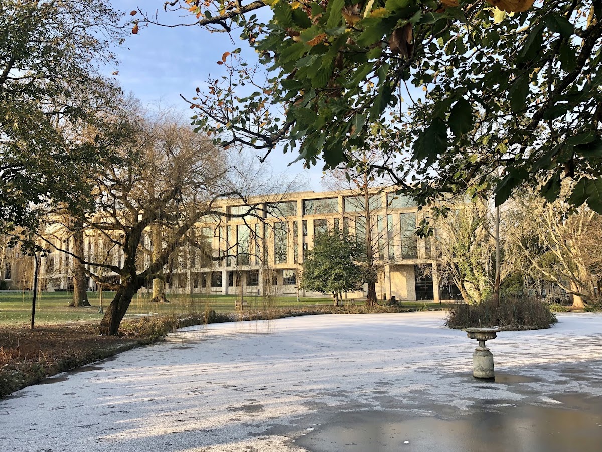 Roehampton University photo 7