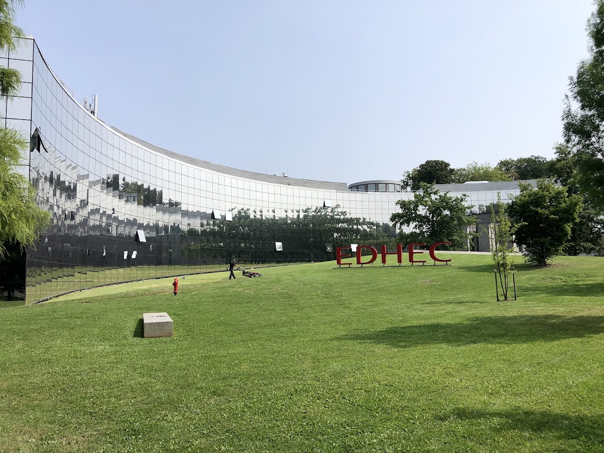 EDHEC Business School photo 5
