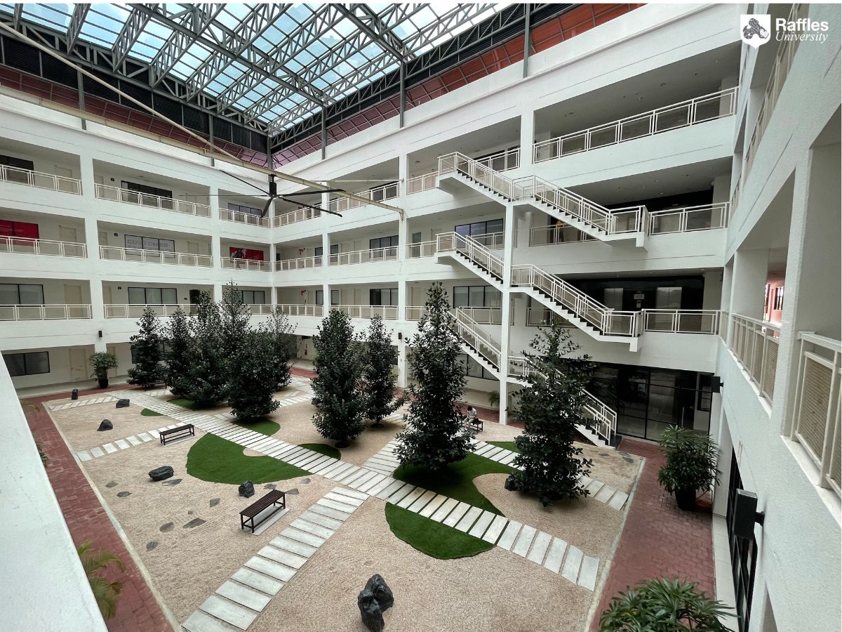 Raffles University Iskandar photo 3