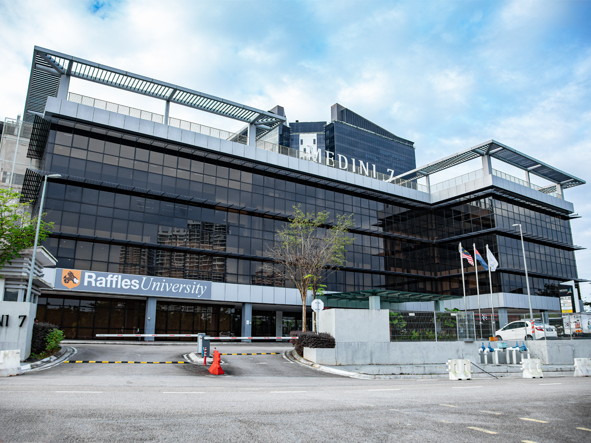Raffles University Iskandar photo 4