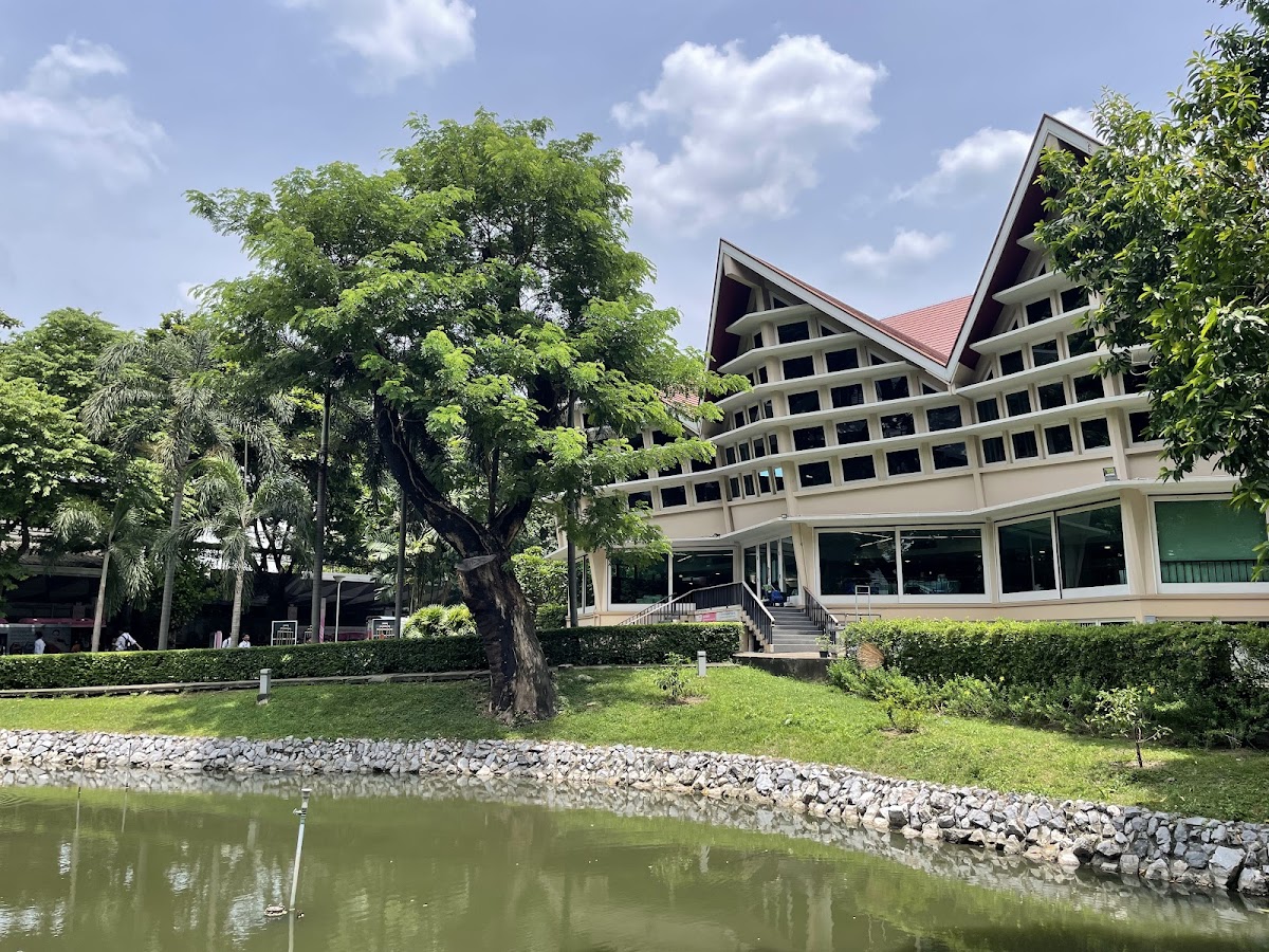 Chulalongkorn University photo 7