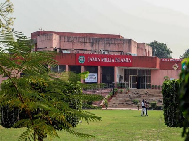 Jamia Millia Islamia photo 5