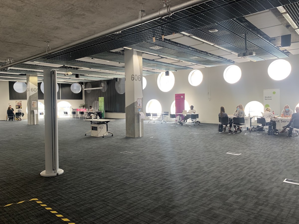 Hochschule für Technik und Wirtschaft des Saarlandes photo 6