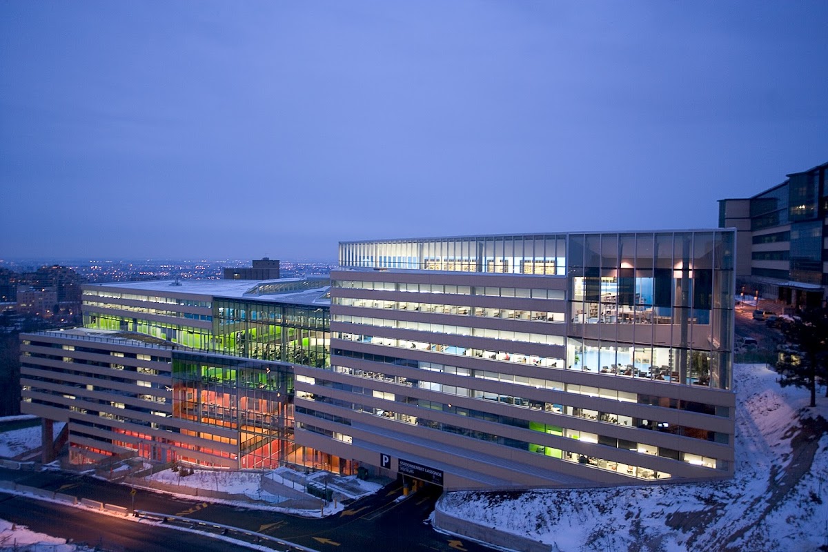 École Polytechnique photo 1