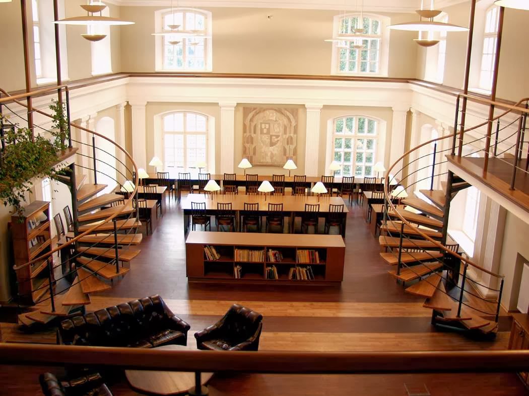 Academy of Art photo 1