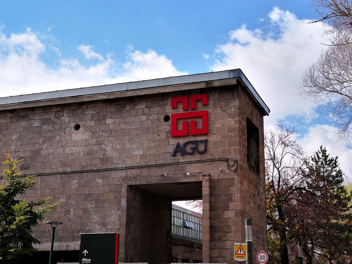 Abdullah Gül University photo 6