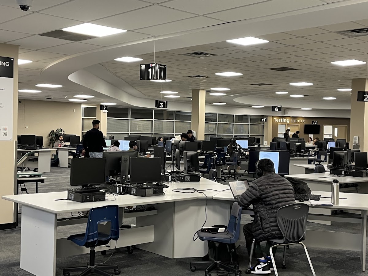 Fleming College photo 5