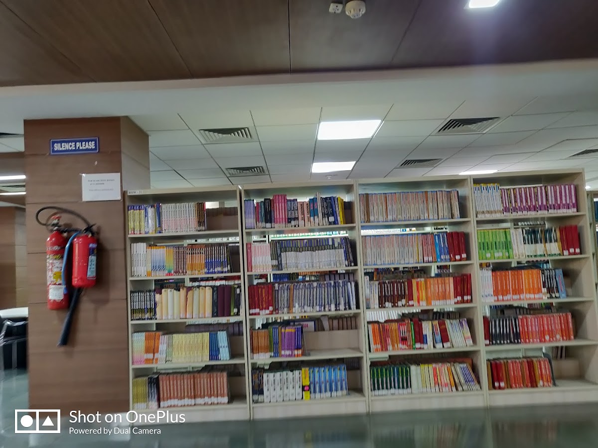 Amity University photo 8