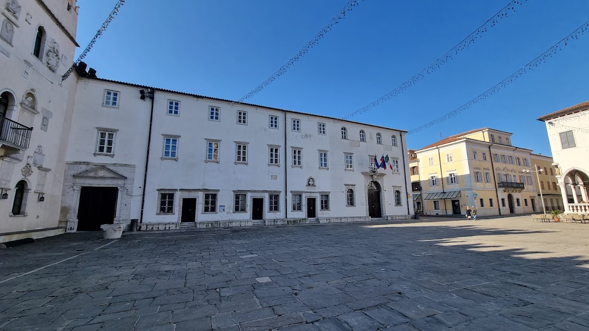 Faculty of Humanities, University of Primorska photo 2